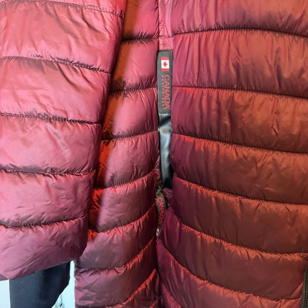 Canada Weather gear down puffer hooded winter jacket.